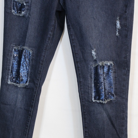 New Directions Women's Dark Wash Blue Distressed Sequin Casual Denim Jeans NWT - Picture 5 of 10